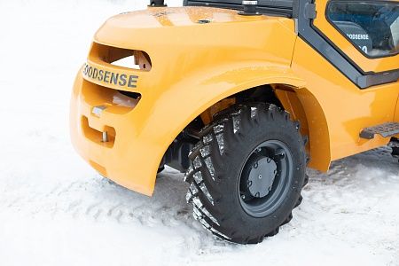  Внедорожный погрузчик GOODSENSE FD30G-X3 3,0М 3,0Т 4WD XINCHAI АРТ 10200001 низкие цены 